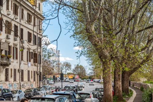 Lungotevere Testaccio Rooftop - Tap to explore photos