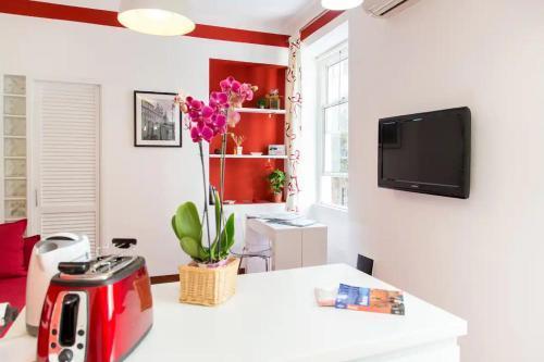 Perla - Cozy Apartment in Piazza Navona - Tap to explore photos