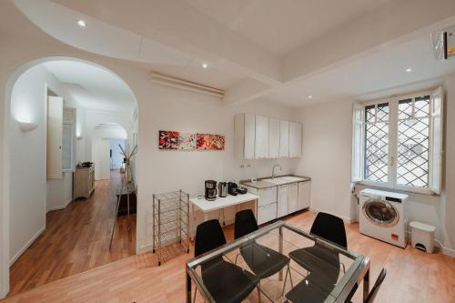 Be Your Home - Mazzini 144 - Tap to explore photos