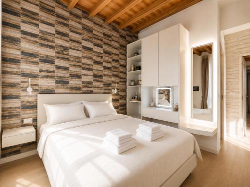 Trevi Steps Room Type - Superior Double Room