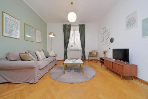 YCH-Comfortable 2 bedrooms flat near Colosseum - Tap to explore photos