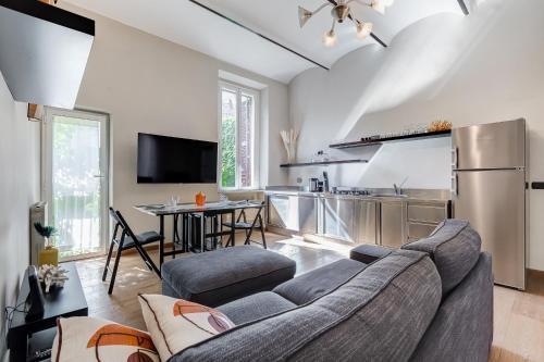 RomaCoronari BoutiqueAPT - Tap to explore photos