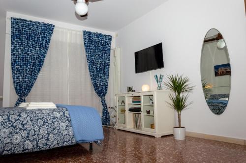 TESTACCIO XIX-XXV BED AND BREAKFAST - Tap to explore photos