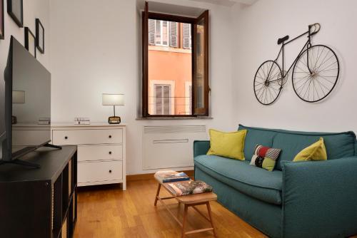 Maison del Corso - Tap to explore photos