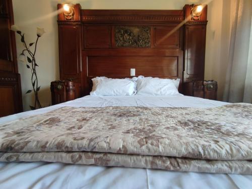 New luxury Double-room - Tap to explore photos