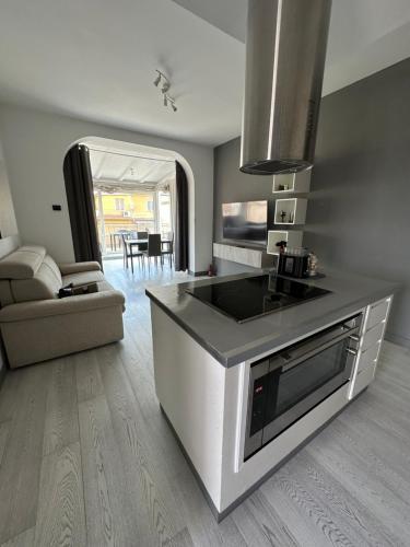 Roby s House - Tap to explore photos