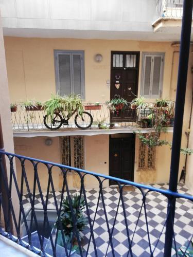 la casa sul cortile - Tap to explore photos