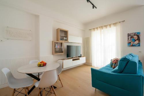 The Ciccins Apartment in Rome - Tap to explore photos
