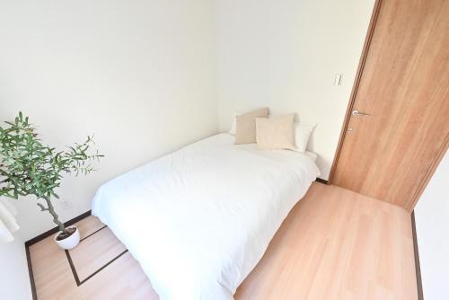 上野 Villa 包棟 6房3衛浴最多16人 3分到電車 Ueno Villa 6BR 3Baths Sleeps 16 3Min to Train - Tap to explore photos