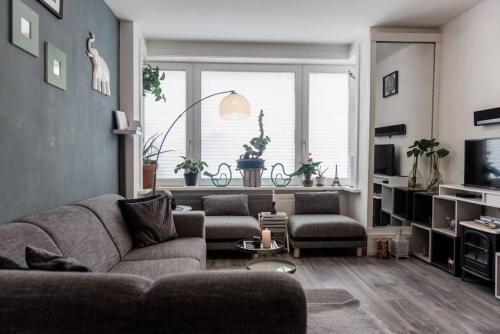 Nice 2 double Bed in sunny House in Amsterdam west - Tap to explore photos