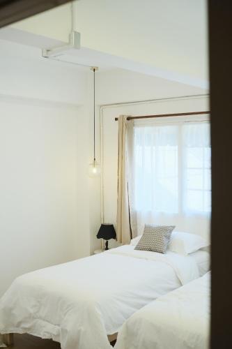 Private Full-Floor Spacious 5BR in China Town
