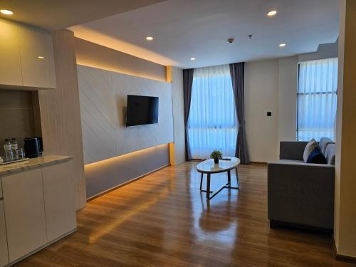 Duplex in a 5 star hotel La Vita - Tap to explore photos