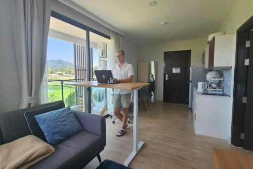 Phuket Lakeview Condo Pool Gym Office, Beach 4 min - Tap to explore photos