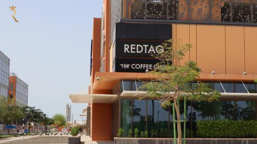 Duplex Serenity Your 2BR Transit apartment in Masdar City - Tap to explore photos