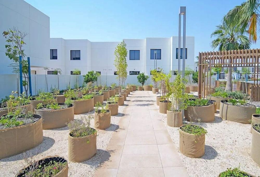 Bloomfields 3BR Townhouse Noya in Yas