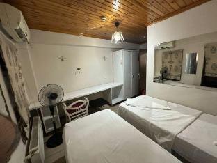 Hotel No 34