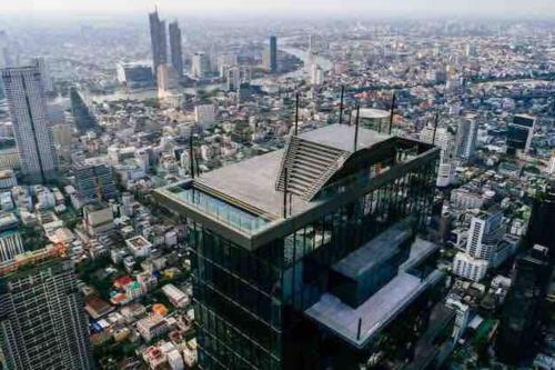 MIQ_5br/Silom Bts,Mrt/Wifi 1000MB/Jacuzzi/16pax