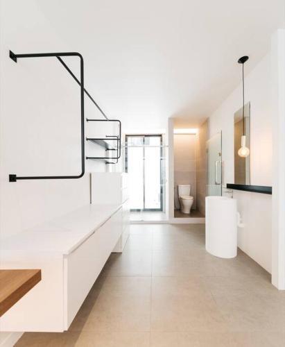 MIQ_5br/Silom Bts,Mrt/Wifi 1000MB/Jacuzzi/16pax - Tap to explore photos