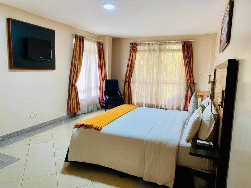 La Cour Hotels and Apartments Cooper