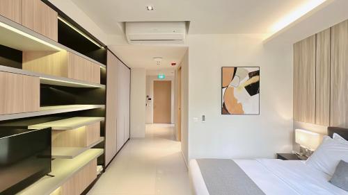 Moulmein Studios by K&C Serviced Apartment - Tap to explore photos