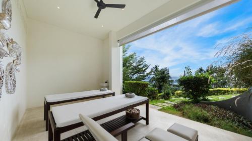 Villa Spice : Sublime Luxury Five Star Villa - Tap to explore photos