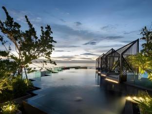 Edge Central Pattaya by Mickey - Tap to explore photos