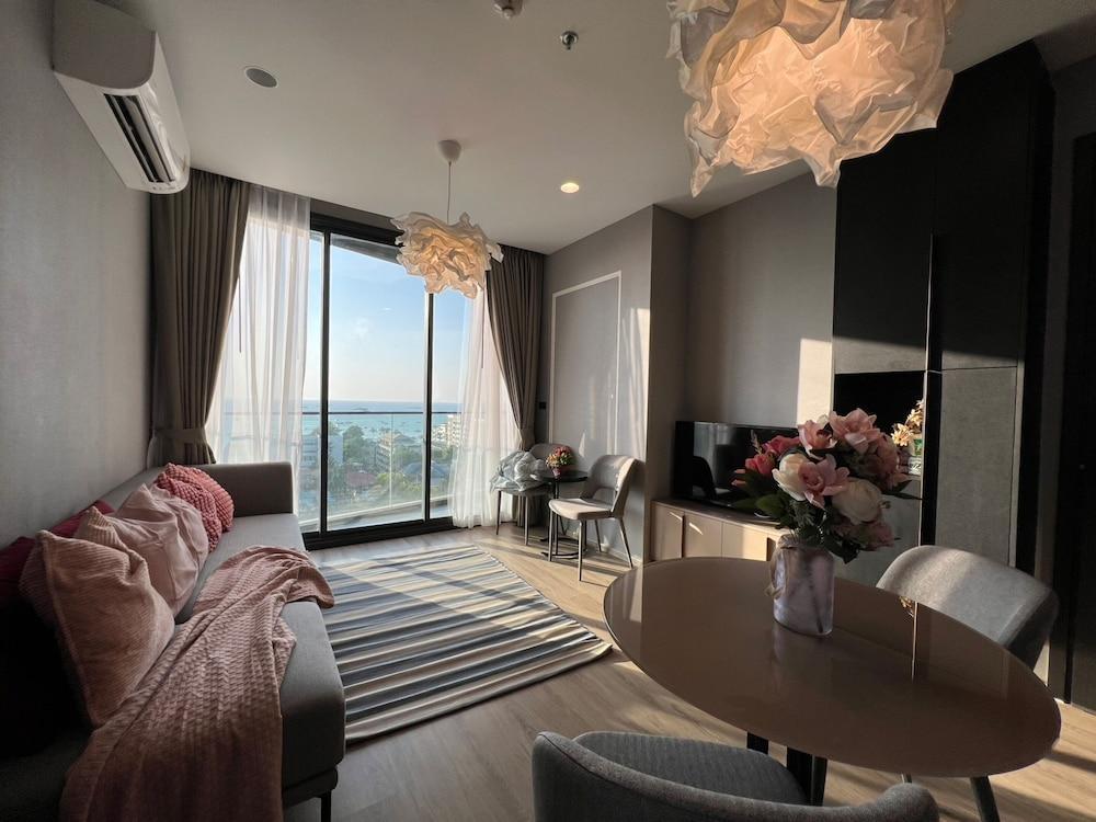 Edge Central Pattaya by Mickey Room Type - 2 Bedroom, Balcony, Sea View Edge Central Pattaya by Mickey Room Type - 2 Bedroom, Balcony, Sea View