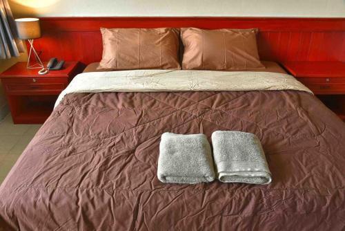 Petch Tower Ekamai One Bedroom Apartment - Tap to explore photos