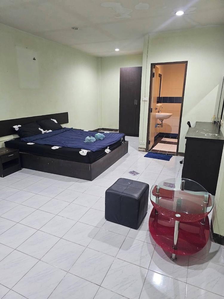 Leisure Residence Room Type - Standard Apartment