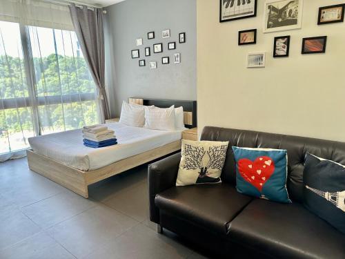 Unixx South Pattaya by Pattaya Holiday - Tap to explore photos