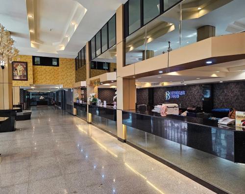 Boutique Bravo Hotel - Tap to explore photos