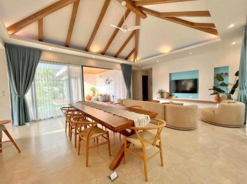 3 Bed Bang Tao pool villa at The Lux - Tap to explore photos