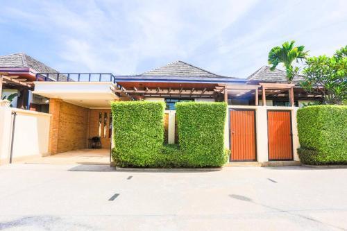 2 bedroom pool villa 250m TO Rawai beach A5 - Tap to explore photos