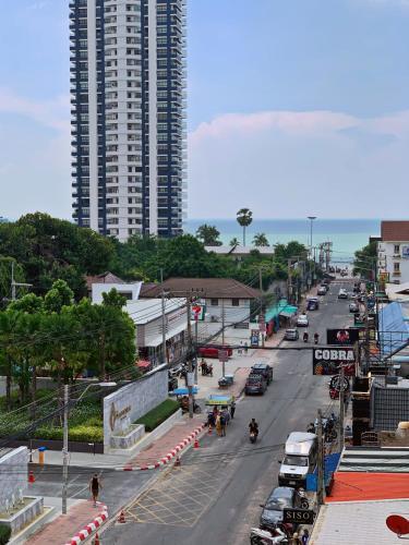 4 Palms Hotel Pratumanak Pattaya