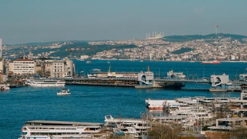 The Haliç Bosphorus Hotel - Tap to explore photos