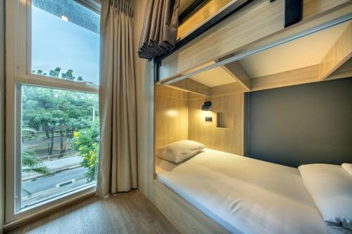 Ralph Poshtel Pratunam Room Type - Quadruple Room