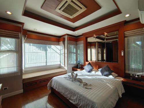 Baan Natcha Pool Villa City Center - Tap to explore photos