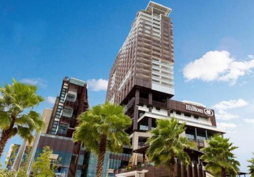 Luxury Semi-2BD Pool Villa near Beach & Walking Street - Tap to explore photos