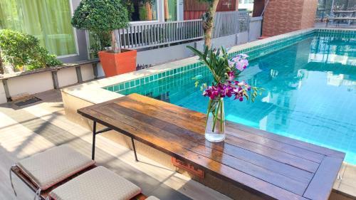 Moccara Villa 10B/R with private pool. - Tap to explore photos