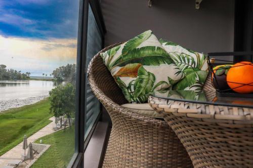 Cassia Residence 2 BR Sea View - Tap to explore photos