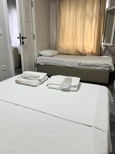 Zerya suites Room Type - Deluxe Quadruple Room