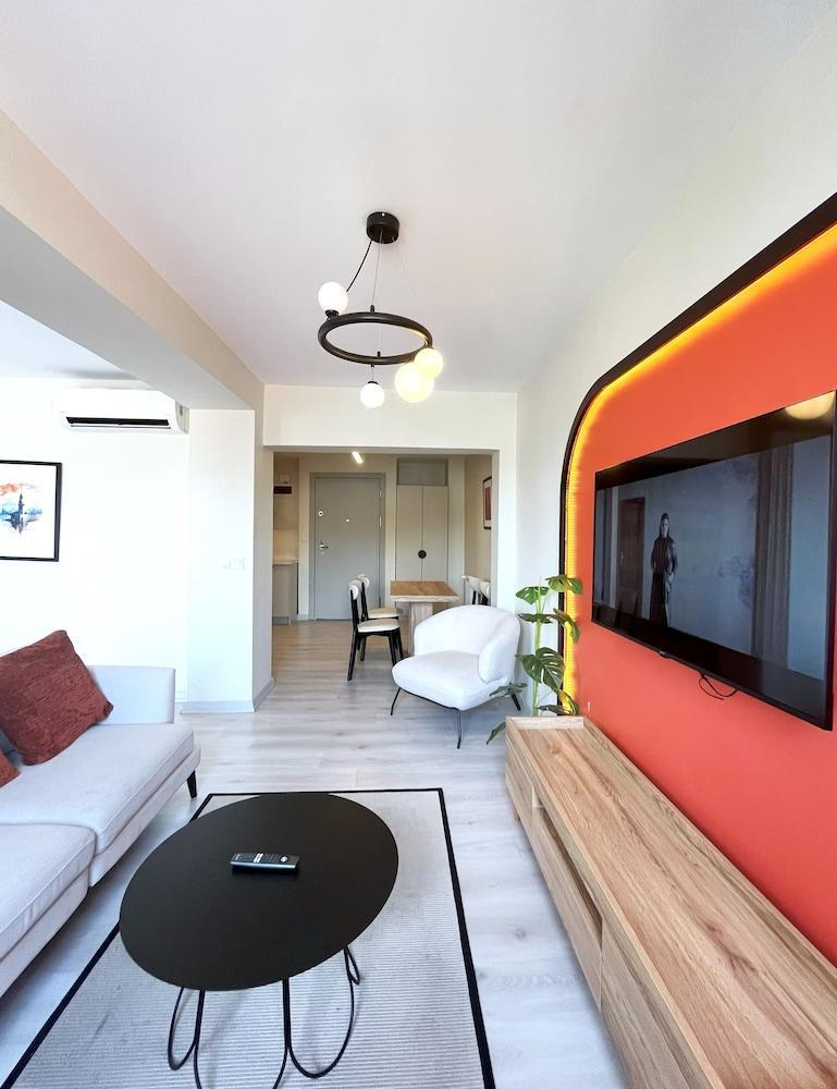 Flex Ortaköy Room Type - Superior Studio Suite, Balcony, Sea View Flex Ortaköy Room Type - Superior Studio Suite, Balcony, Sea View