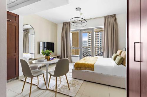 Silkhaus beautiful studio in Downtown near Burj Khalifa - Tap to explore photos
