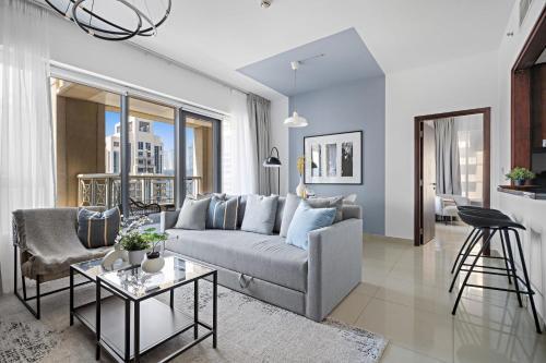 Silkhaus Modern 1 BDR With Easy Access to Downtown - Tap to explore photos