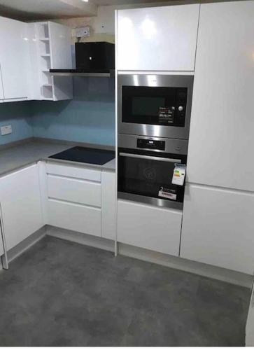 LC CENTRAL LONDON One Bedroom with balcony - Tap to explore photos