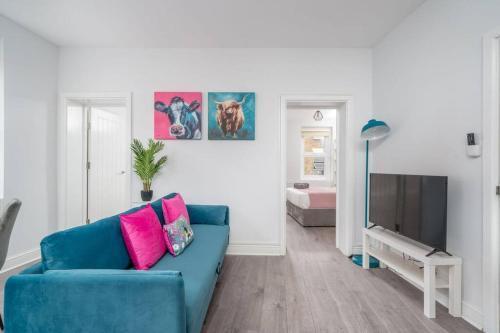 Spacious 2bed Brick Lane flat - 2nd Floor - Tap to explore photos