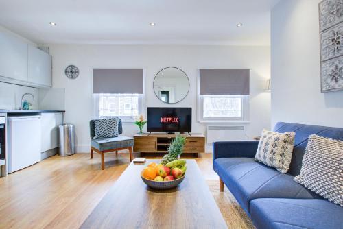 Wonderful Two-Bedroom Apartment - Tap to explore photos