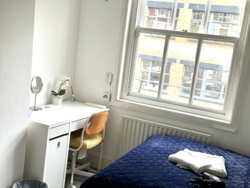 Downtown Chic Private Bedrooms in King's Cross 4 - Tap to explore photos