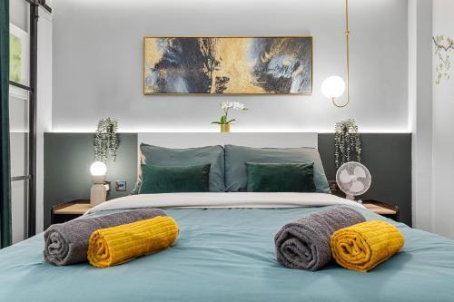 Stylish, Fully Equipped Central Apartment beside Hyde Park - Tap to explore photos
