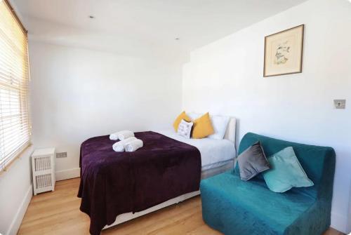 Lovely Private Bedrooms in Euston, Central London Room Type - Triple Room